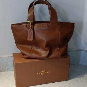 EUC, Vintage Tan Coach Purse #4133